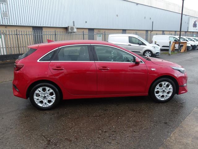 2023 Kia Ceed 1.5T Gdi Isg 2 5Dr (ML73TXM) Image 9