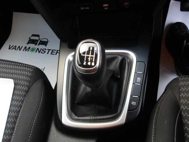 2023 Kia Ceed 1.5T Gdi Isg 2 5Dr (ML73TXM) Image 35