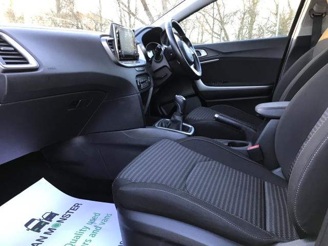 2023 Kia Ceed 1.5T Gdi Isg 2 5Dr (ML73TYW) Image 11