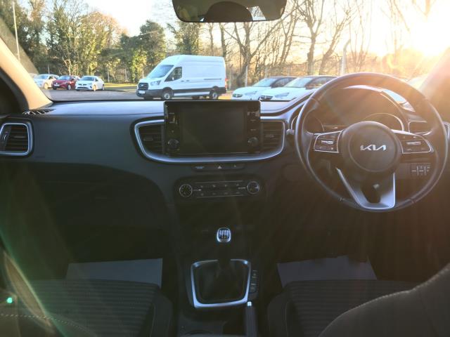 2023 Kia Ceed 1.5T Gdi Isg 2 5Dr (ML73TYW) Image 16