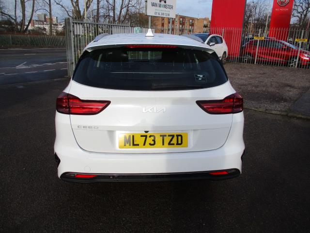 2023 Kia Ceed 1.5T Gdi Isg 2 5Dr (ML73TZD) Image 6