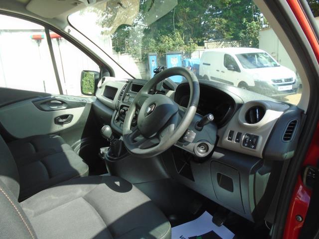 2019 Renault Trafic Sl27 Energy Dci 125 Business+ Van (MM19YFE) Image 14