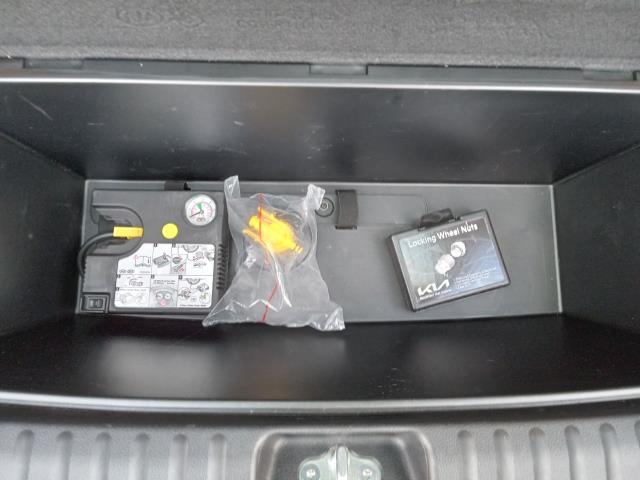 2023 Kia Ceed 1.5T Gdi Isg 2 5Dr (MM23YUU) Image 24