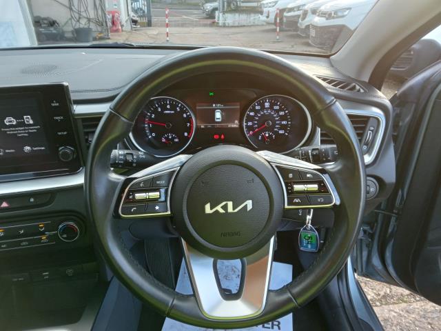 2023 Kia Ceed 1.5T Gdi Isg 2 5Dr (MM23YUU) Image 35