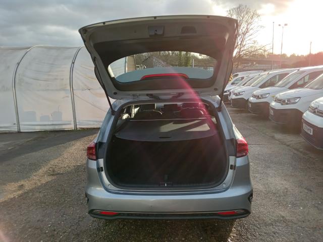 2023 Kia Ceed 1.5T Gdi Isg 2 5Dr (MM23YUU) Image 11