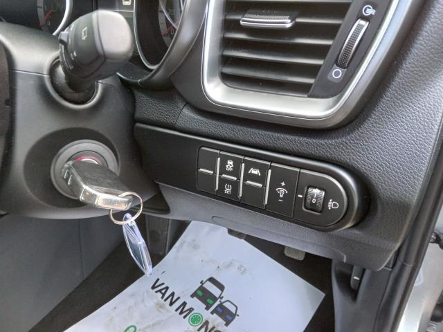 2023 Kia Ceed 1.5T Gdi Isg 2 5Dr (MM23YUU) Image 34