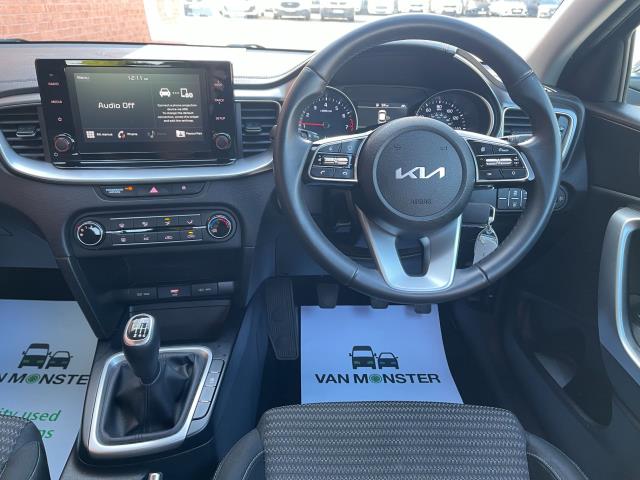 2022 Kia Xceed 1.0T GDI ISG 2 5Dr (MT22YWM) Image 13