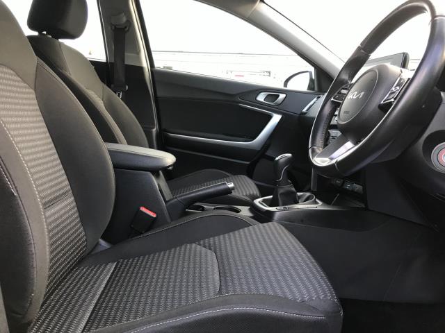 2023 Kia Ceed 1.5T Gdi Isg 2 5Dr (MT73BXF) Image 9