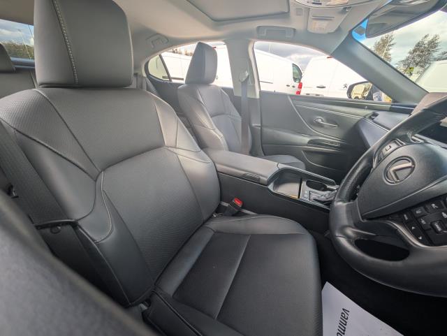 2023 Lexus Es 300H 2.5 4Dr Cvt Premium Edition (MT73UWM) Image 13