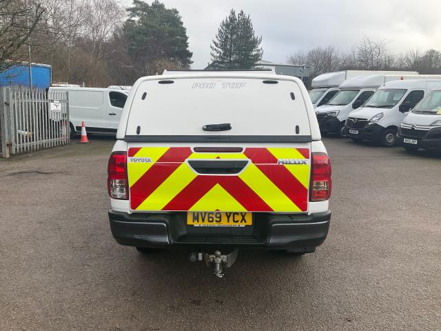 2019 Toyota Hilux Active D/Cab Pick Up 2.4 D-4D (MV69YCX) Image 10