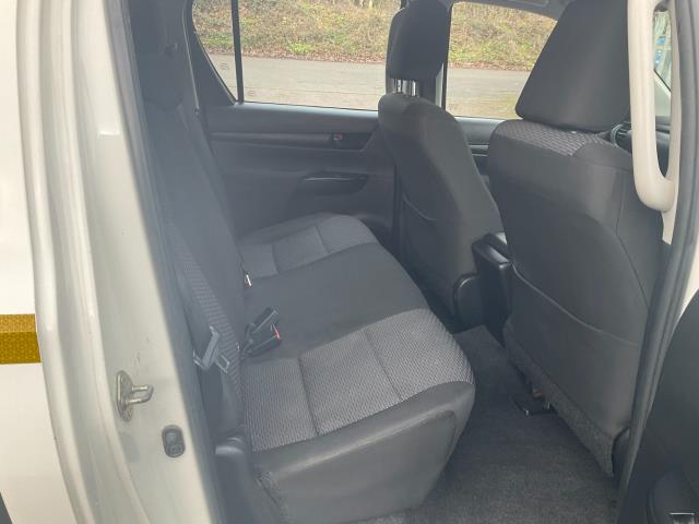 2019 Toyota Hilux Active D/Cab Pick Up 2.4 D-4D (MV69YCX) Image 15