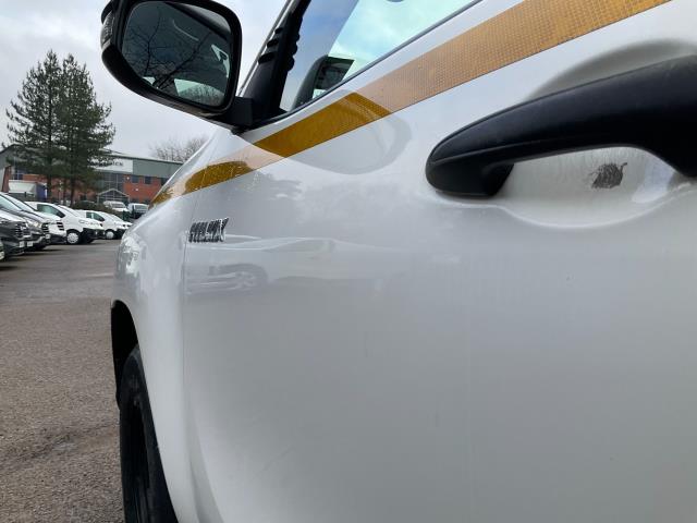 2019 Toyota Hilux Active D/Cab Pick Up 2.4 D-4D (MV69YCX) Image 33