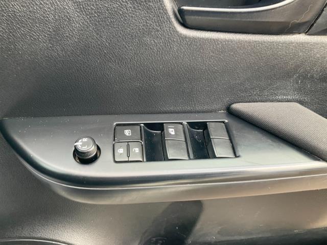 2019 Toyota Hilux Active D/Cab Pick Up 2.4 D-4D (MV69YCX) Image 30