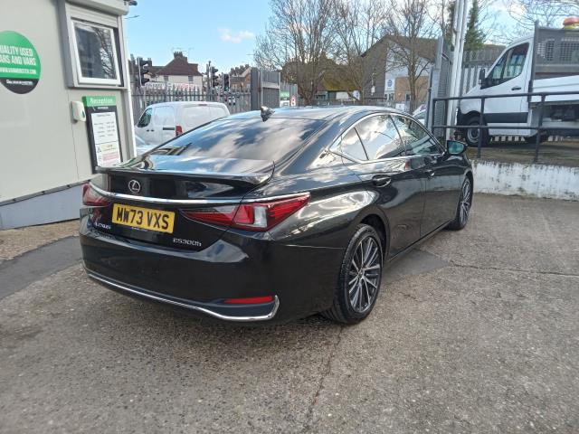 2023 Lexus Es 300H 2.5 4Dr Cvt Premium Edition (MW73VXS) Image 12