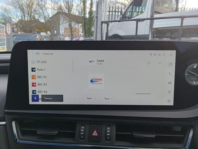 2023 Lexus Es 300H 2.5 4Dr Cvt Premium Edition (MW73VXS) Image 36