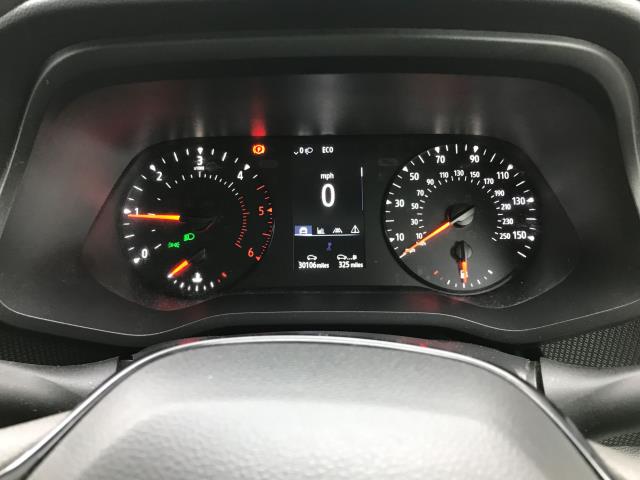 2022 Renault Trafic Sl28 Blue Dci 110 Business Van (NG22NGE) Image 25