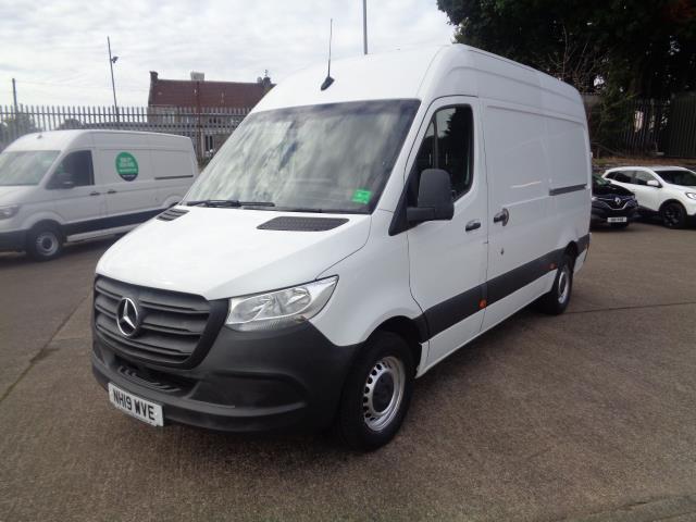 2019 Mercedes-Benz Sprinter 3.5T H2 L2 RWD Van  (NH19WVE) Image 10