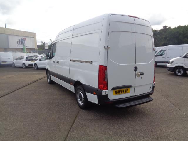 2019 Mercedes-Benz Sprinter 3.5T H2 L2 RWD Van  (NH19WVE) Image 8