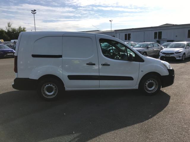 2017 Peugeot Partner 715 S 1.6 BLUEHDI 100 EURO 6 CREW VAN (NU17LFL) Image 12