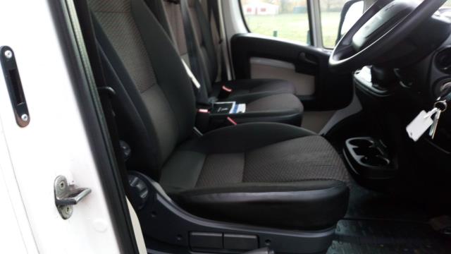 2018 Peugeot Boxer 2.0 Bluehdi H2 Professional Van 130Ps limiter 70mph (NU18YRJ) Thumbnail 26