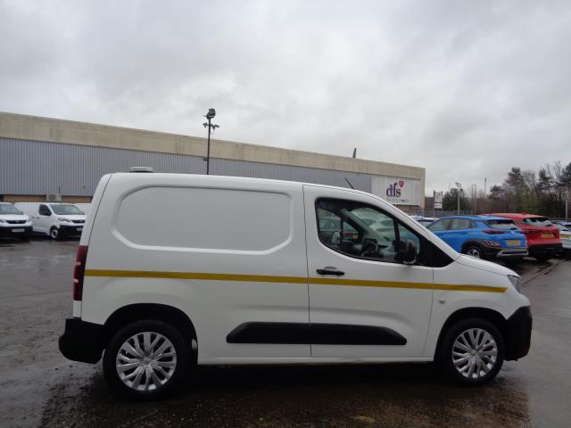 2019 Peugeot Partner 1000 1.5 Bluehdi 100 Professional Van (NU19AWP) Image 8