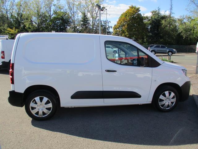 2019 Peugeot Partner 1000 1.5 Bluehdi 100 Professional Van (NU19BFF) Image 3