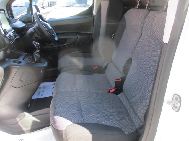 2019 Peugeot Partner 1000 1.5 Bluehdi 100 Professional Van (NU19BFF) Image 24