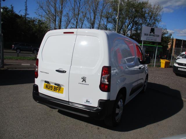 2019 Peugeot Partner 1000 1.5 Bluehdi 100 Professional Van (NU19BFF) Image 4
