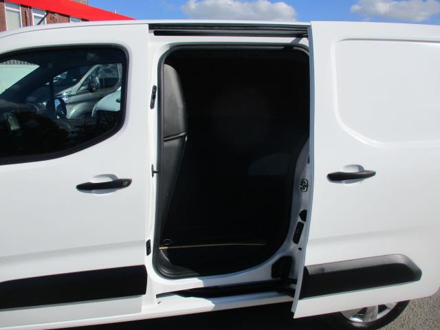 2019 Peugeot Partner 1000 1.5 Bluehdi 100 Professional Van (NU19BFF) Image 26