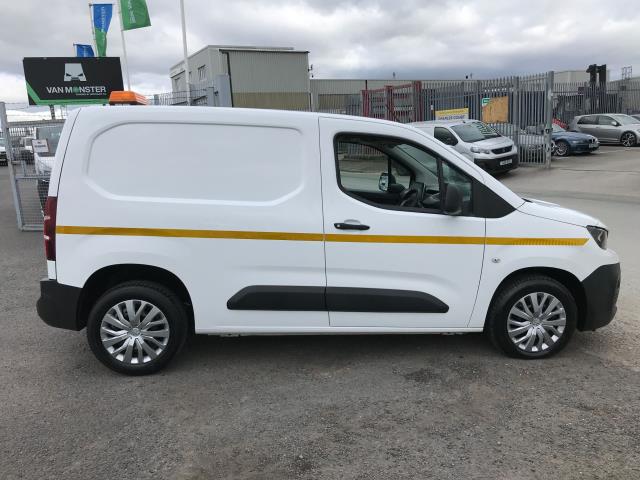 2019 Peugeot Partner 1000 1.5 Bluehdi 100 Professional Van (NU19HDA) Image 6