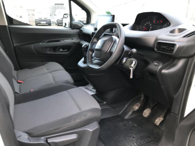 2020 Peugeot Partner L1 1000 1.5BLUE HDI 100PS PROFESSIONAL EURO 6 (NU20BCE) Image 22