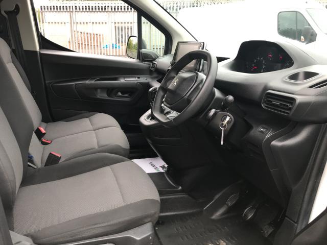 2020 Peugeot Partner L1 1000 1.5BLUE HDI 100PS PROFESSIONAL EURO 6 (NU20CUC) Image 21