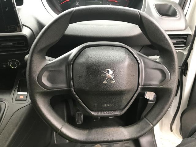 2020 Peugeot Partner L1 1000 1.5BLUE HDI 100PS PROFESSIONAL EURO 6 (NU20CUC) Image 17