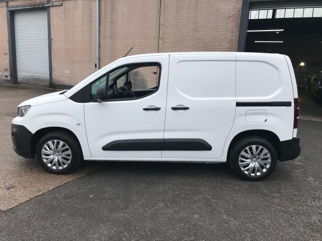 2020 Peugeot Partner L1 1000 1.5BLUE HDI 100PS PROFESSIONAL EURO 6 (NU20CUC) Image 9
