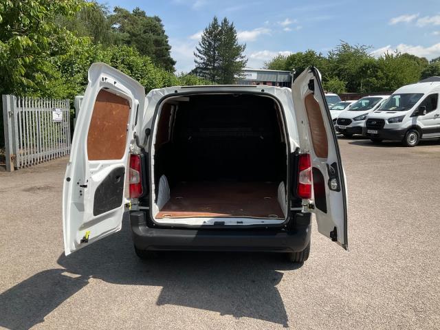 2020 Peugeot Partner 1000 1.5 Bluehdi 100 Professional Van (NU20CUY) Image 12