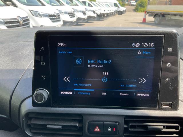 2020 Peugeot Partner 1000 1.5 Bluehdi 100 Professional Van (NU20CUY) Image 20