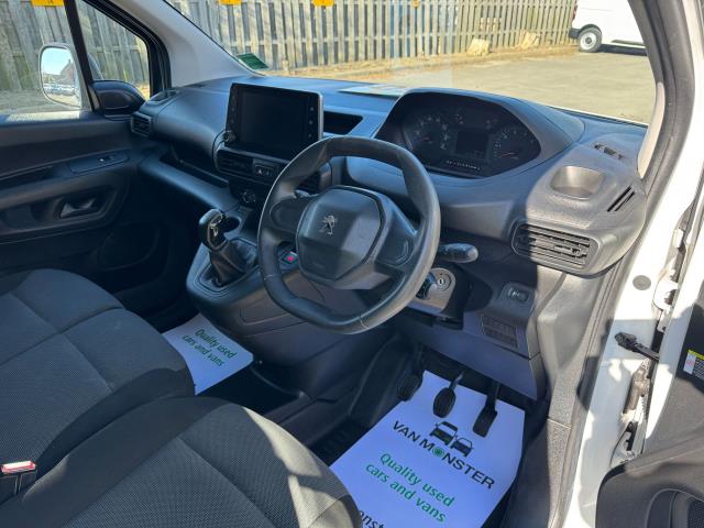 2020 Peugeot Partner 1000 1.5 Bluehdi 100 Professional Van Euro 6 (NU20CVA) Image 14