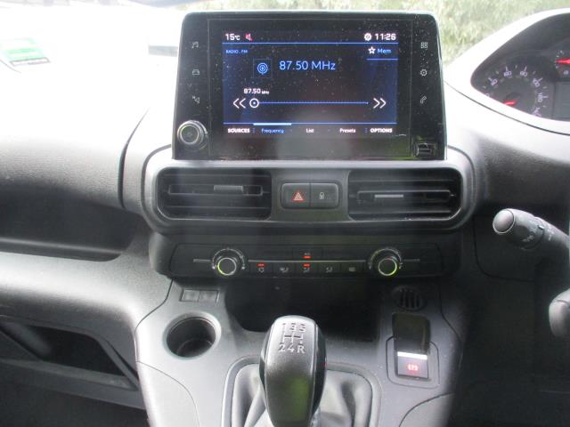 2020 Peugeot Partner 1000 1.5 Bluehdi 100 Professional Van (NU20EDF) Image 21