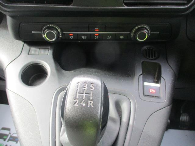 2020 Peugeot Partner 1000 1.5 Bluehdi 100 Professional Van (NU20EDF) Image 23
