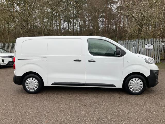 2020 Peugeot Expert 1000 1.5 Bluehdi 100 Professional Van (NU20FDG) Image 15