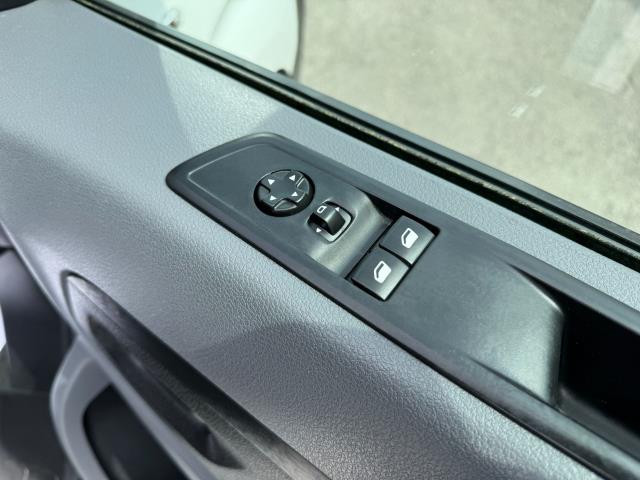 2020 Peugeot Expert L1 H1 1000 1.5 Bluehdi 100 Professional Van (NU20FJO) Image 19