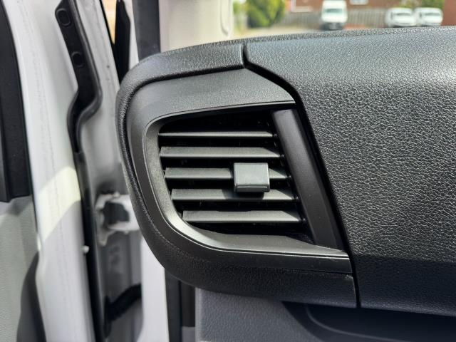 2020 Peugeot Expert L1 H1 1000 1.5 Bluehdi 100 Professional Van (NU20FJO) Image 39