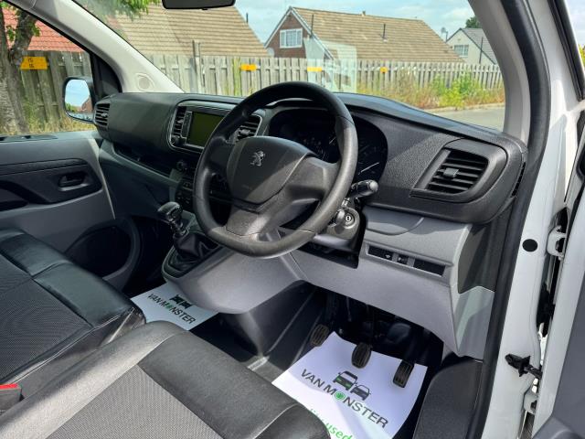 2020 Peugeot Expert L1 H1 1000 1.5 Bluehdi 100 Professional Van (NU20FJO) Image 14