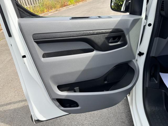 2020 Peugeot Expert L1 H1 1000 1.5 Bluehdi 100 Professional Van (NU20FJO) Image 34