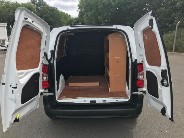 2020 Peugeot Partner 1000 1.5 Bluehdi 100 Professional Van (NU20GFV) Image 9