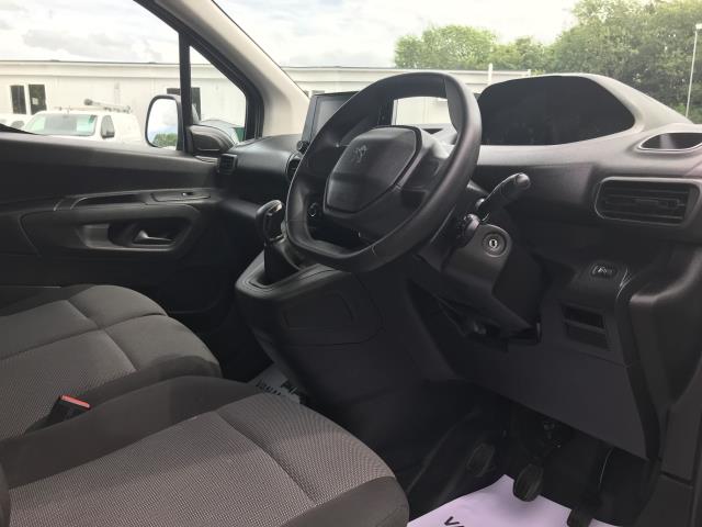 2020 Peugeot Partner 1000 1.5 Bluehdi 100 Professional Van (NU20GFV) Image 19