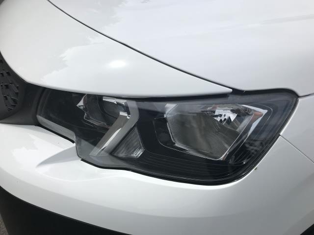 2020 Peugeot Partner 1000 1.5 Bluehdi 100 Professional Van (NU20GFV) Image 14