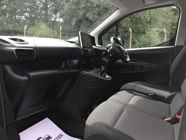2020 Peugeot Partner 1000 1.5 Bluehdi 100 Professional Van (NU20GFV) Image 20