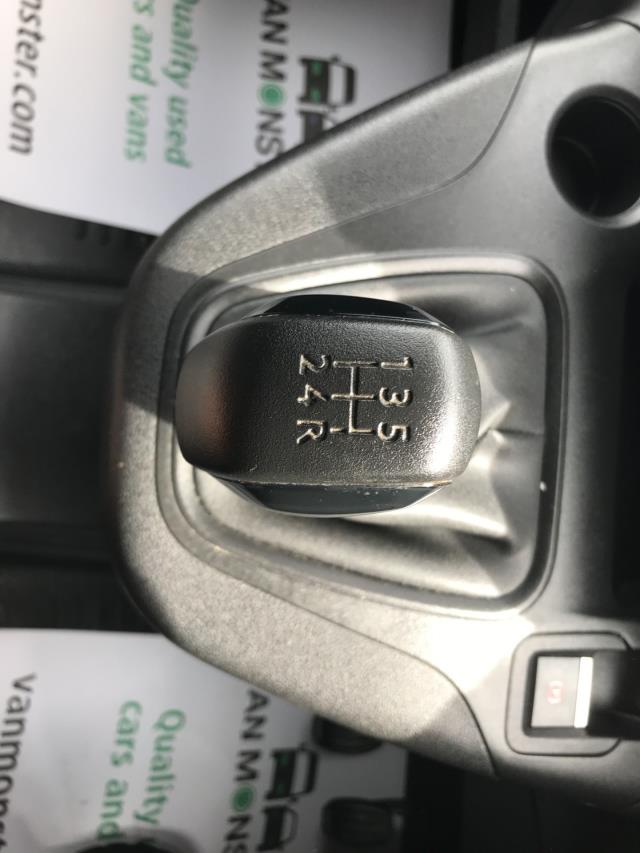 2020 Peugeot Partner 1000 1.5 Bluehdi 100 Professional Van (NU20GFV) Image 25