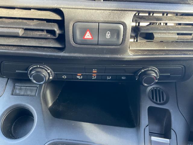 2020 Peugeot Partner 1000 1.5 Bluehdi 100 Professional Van (NU20GFX) Image 22